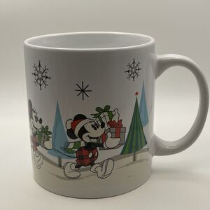 Disney Holiday Mug 20oz Mickey and Friends Delivering Gifts